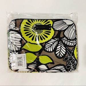 Vera Bradley New Neoprene Tablet Sleeve